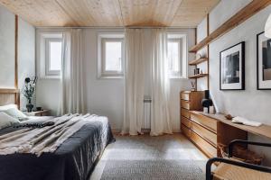 Aribe - 3 bedroom and terrace in Eixample Esquerra