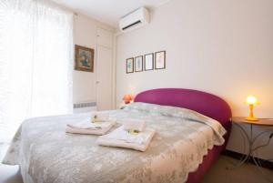 Large 1 Bedroom with Balcony City Centre