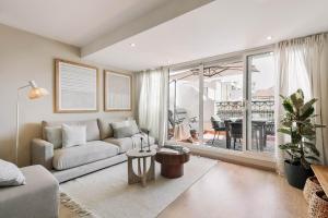 Ascea - 2 bedroom and terrace in Eixample Esquerra