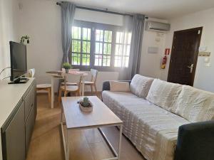 Amanecer Azul Bajo Vera Coast