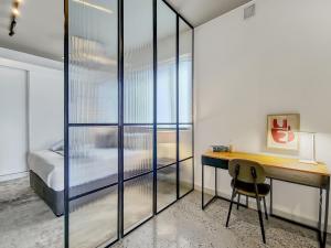 Stylish, secure & modern work from home base