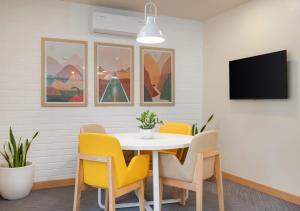 Bloom Hotel - BKC Kalina