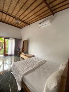 Meera house and stay