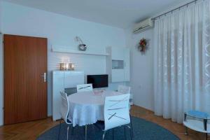 Apartment in Malinska - Insel Krk 41822