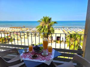 Beachfront & Sea View Apartment
