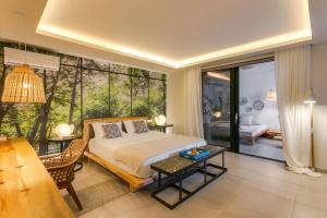 Villa Mariba Blue by Villa Plus