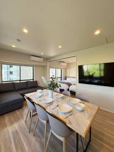 Grandeur by b hotel - Family-Sized Apt Near Peace Park with River View