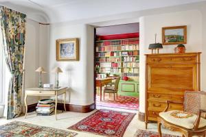 Dupex dartiste de 155 M2 6P au coeur de Paris