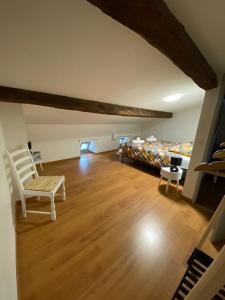 Maison entre champs et clochers