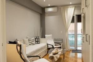 Athenian Escape - Located near the heart of Athens