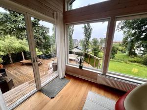 Stylish Villa, Terrace & Garden