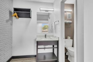 Studio 6 Extended Stay - Summerville, SC - Charleston