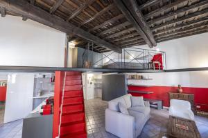 The Scarlet Loft in Trastevere