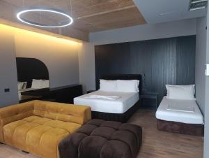 Toka Hotel Restaurant