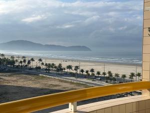 Apto Vista Mar 50m da Praia com estacionamento - O Cantinho da Sol