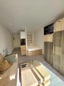 Appartements Studio Bord de Mer Fabregas - les Sablettes : photos des chambres
