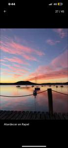 Alojamiento Punta verde Gran casa orilla Lago Rapel piscina ,jardines ,quincho ,terrazas,para 13