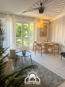 Appartements LE ROSSINI Antibes Center AirCo Parking for 4 By Sunset : photos des chambres