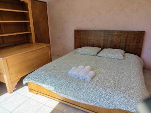 Maisons de vacances Villa provencale avec piscine et jardin prive : photos des chambres