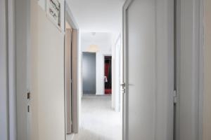 Ano Patisia, A 5th Floor Fully Renovated Penthouse