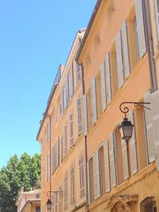 Appartements Large studio with terrace and air conditioning : photos des chambres