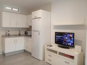 Torre del Mar Apto 100 m Playa Piscina Wi-Fi 1 Hab - 3hvězdičkové hotely ve městě Torre del Mar