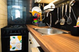 Górna Royal Red Apartment by BookingHost