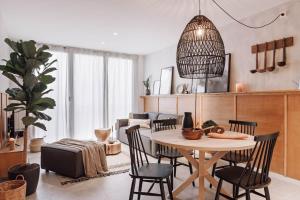 Tibi - 2 bedrooms and office in Eixample Esquerra