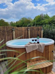 Tinyhouse 2 pers met hottub