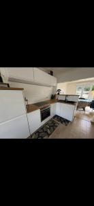 Maisons de vacances Maison de ville avec jardin clos 4 Pers : photos des chambres