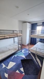 Spacious 3-room stay near Airport