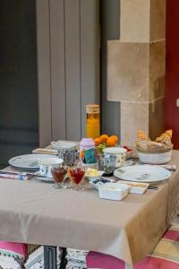 B&B / Chambres d'hotes Chateau des Perichons : photos des chambres