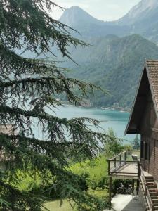 Appartements Vue lac magique cocon atypique et cosy : photos des chambres