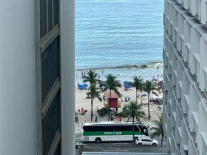 Real Apartments 510 - Cobertura duplex de 5 quartos quadra da Praia de Copacabana