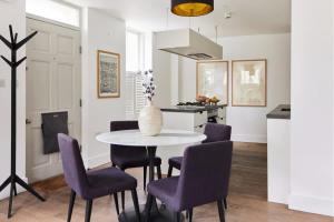 The Ravenscourt Park Escape - Bright 2BDR Flat