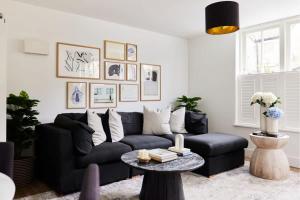 The Ravenscourt Park Escape - Bright 2BDR Flat