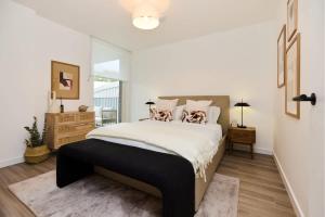The Tottenham Hale Crib - Trendy 2BDR Flat with Balcony