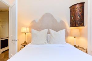 The Kensington Designers Retreat - Modern 1BDR Flat