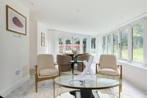 The Primrose Hill Place - Charming 4BDR Flat with Communal Garden
