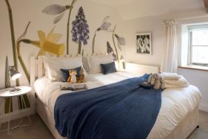 Jacks Barn and Deerleap