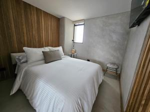 2406 Luxurious apartment with jacuzzi