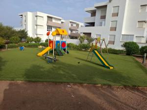 Imi ouaddar Appartement avec piscine à résidence tafoult