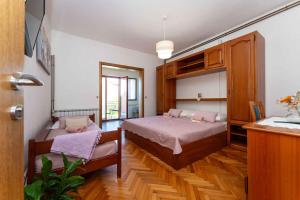 Apartments in Starigrad-Paklenica 43533