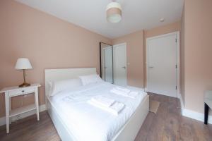 Stunning and modern 2 bedroom apartment in Lucan