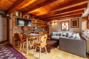 PETIT CHALET ANNA - Rifugio in mezzo alle montagne