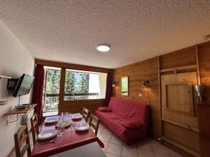 Appartements Studio modernise PMR, balcon sud 4 pers - Montgenevre - FR-1-330D-33 : photos des chambres