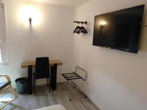 Standard Single Room room in Arl HOTEL