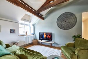 Spacious 2 Bedroom Coach House in Cley Norfolk