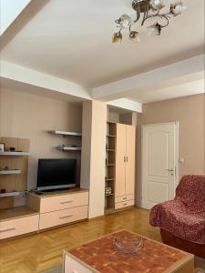 Victoria Apartment