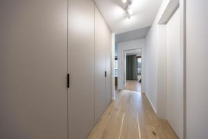 ZWIRN Design Stay near Nivy Station & Downtown